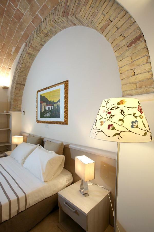 Victoria Royal Apartments & Rooms Termoli Εξωτερικό φωτογραφία