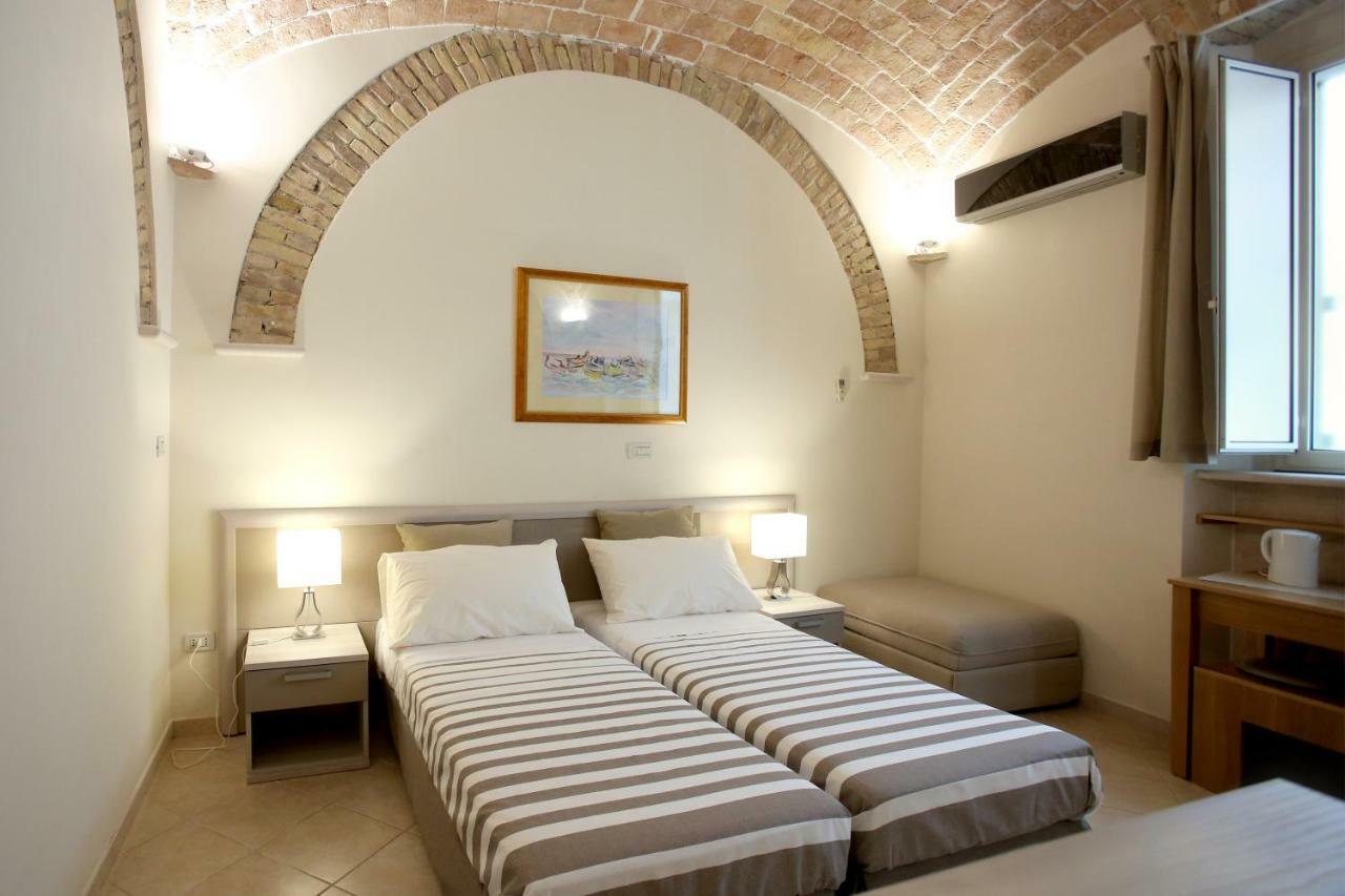 Victoria Royal Apartments & Rooms Termoli Εξωτερικό φωτογραφία